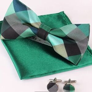 Green and Black Plaid Tie Set with Pocket Square